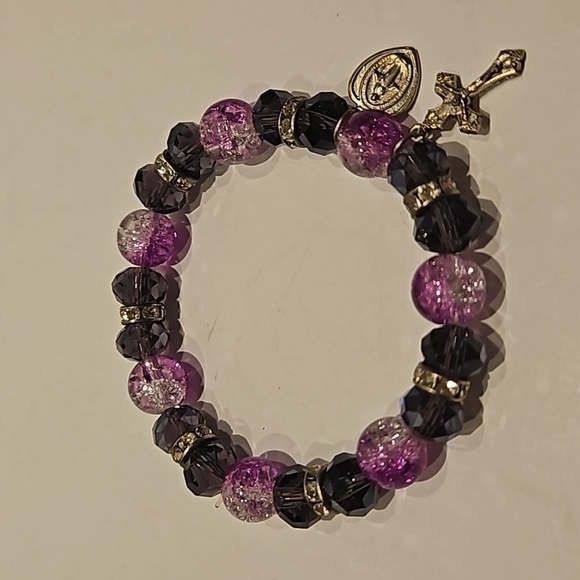 SMOKE CRYSTAL, GLASS BEADS & Rhinestone Rondells w ITALY Cross & Heart Bracelet - Picture 1 of 5